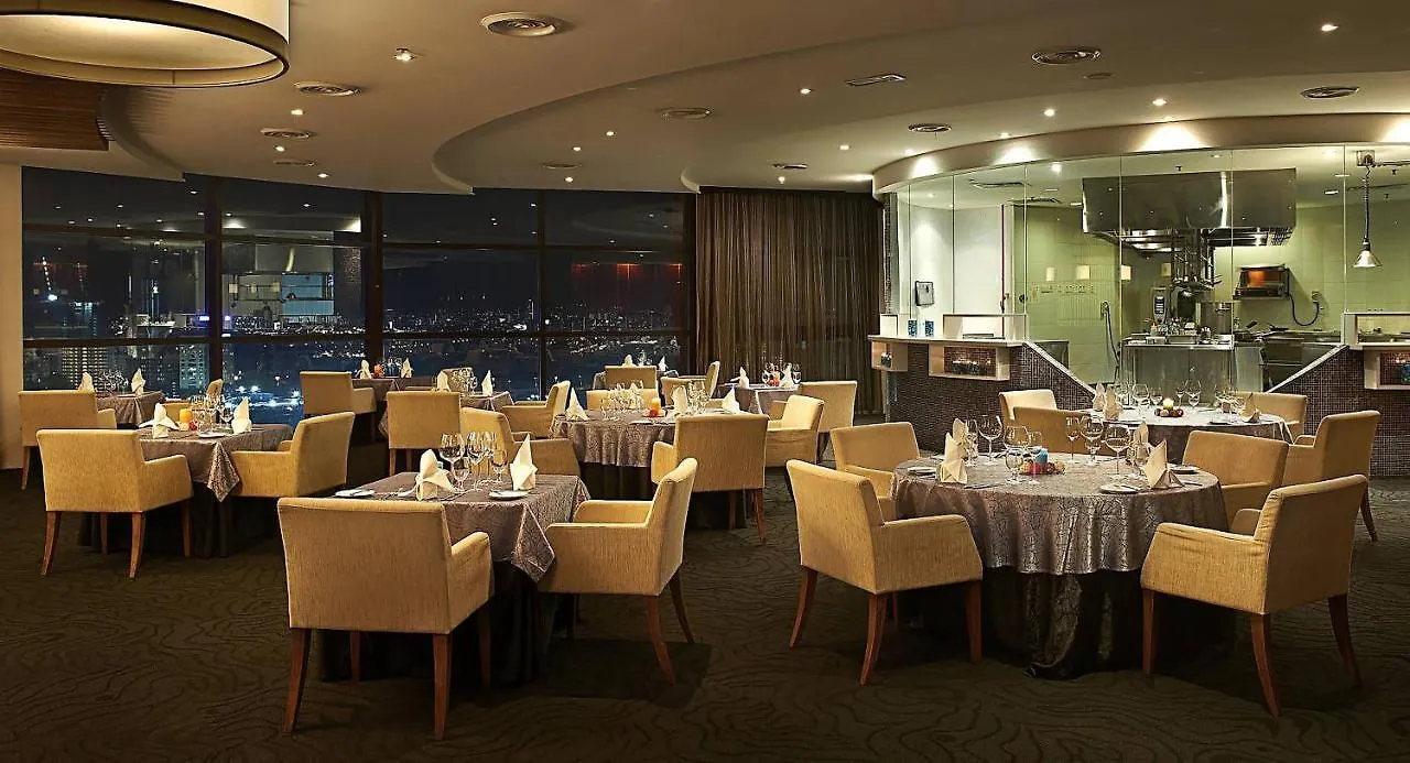 Rj Service Suite At Times Square Kuala Lumpur