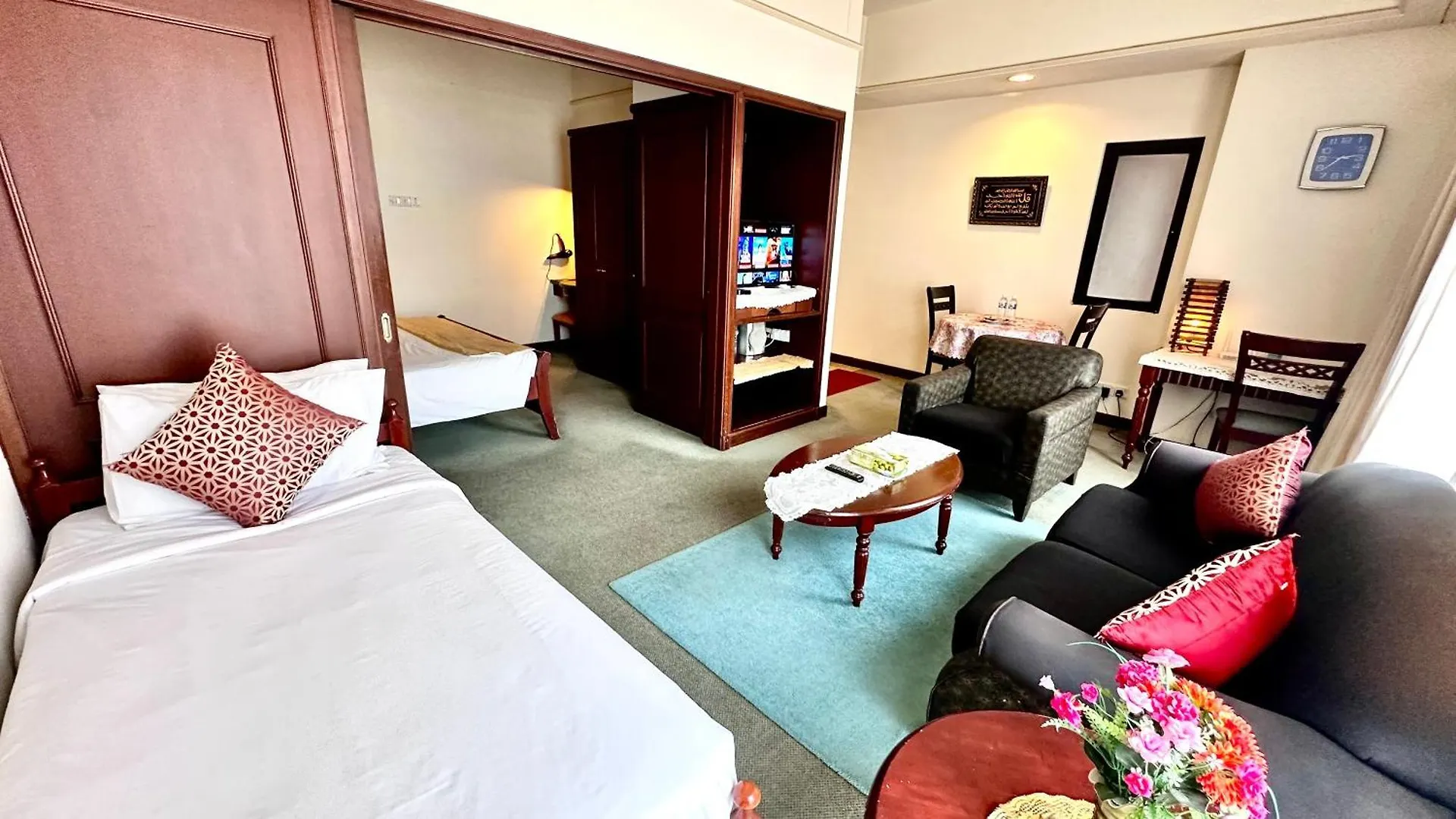 Rj Service Suite At Times Square Kuala Lumpur