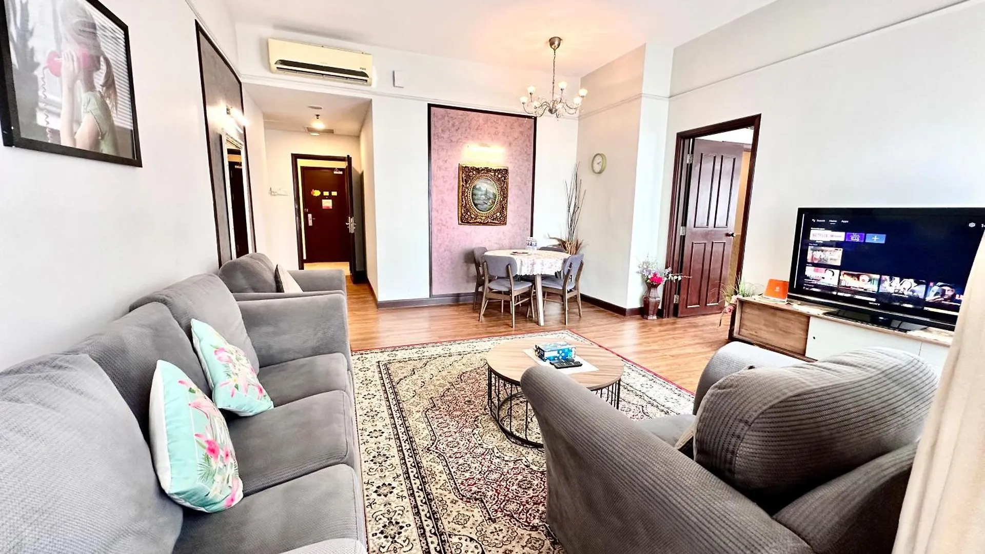 Rj Service Suite At Times Square Kuala Lumpur