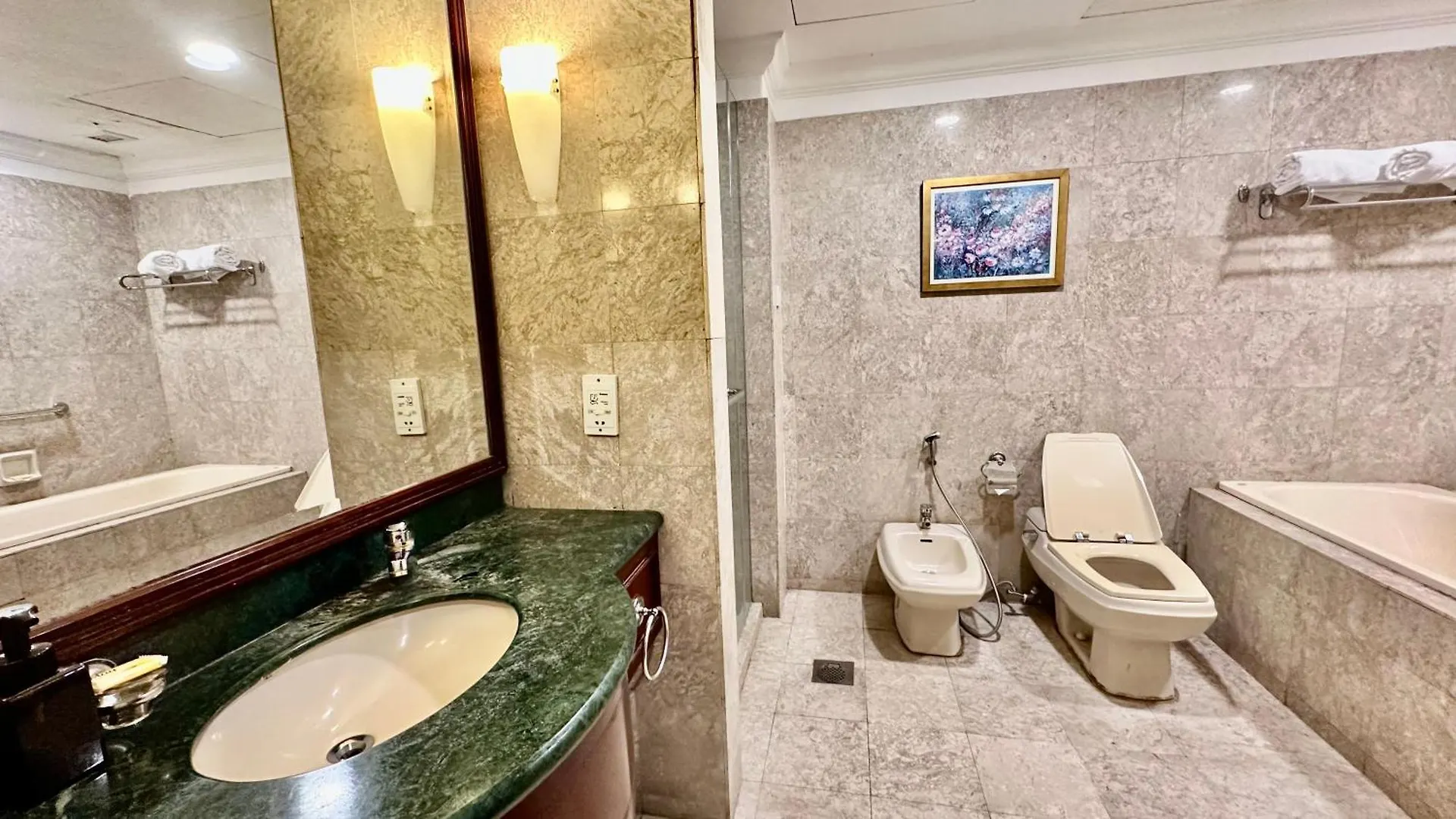 Apartment Rj Service Suite At Times Square Kuala Lumpur